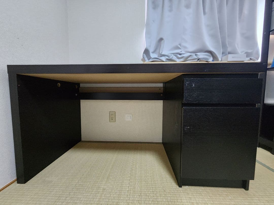 IKEA　MALM　ブラック　パソコンデスク 2引き出し付き