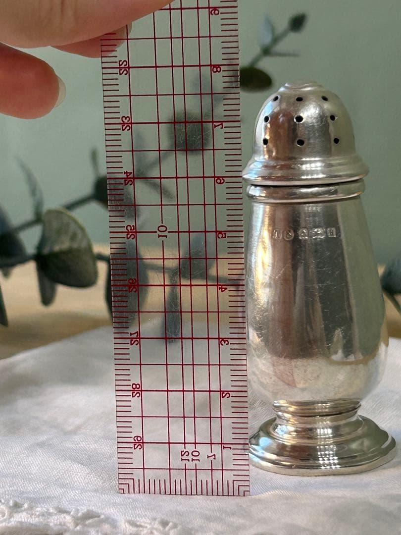 イギリス製アンティーク　純銀調味料入れ　ジョージアン