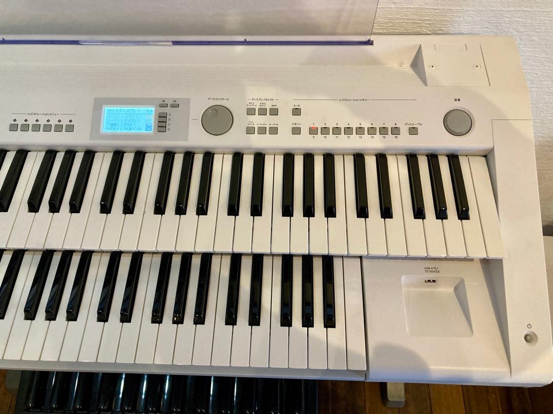 エレクトーン　ELB02