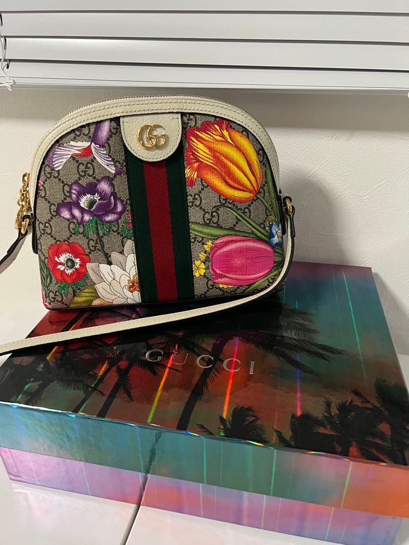 グッチ　オフィディア　ショルダーバッグ　フローラ　花柄