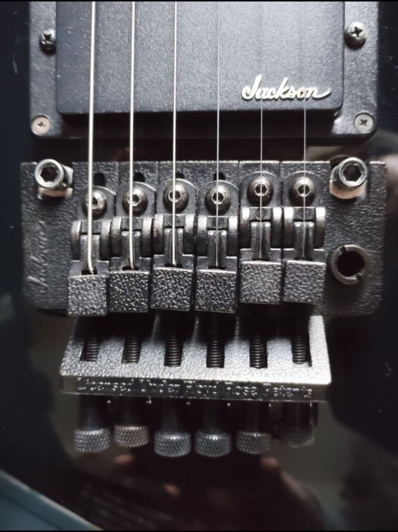 Chavel by Jackson Dinkyタイプ