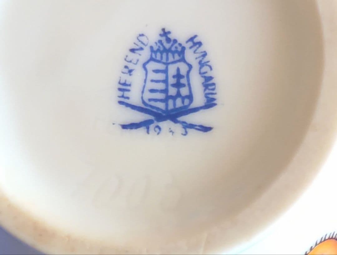 HEREND ヘレンド 【美品】白磁花瓶 花と蝶の装飾