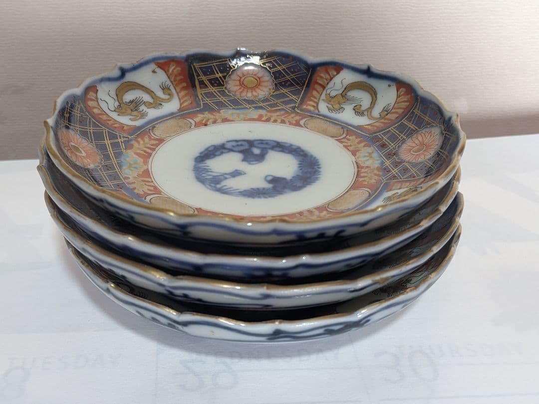 ♦江戸時代古伊万里 大明成化年製 染付金襴手 吉祥文 輪花豆皿 四枚組み 骨董品