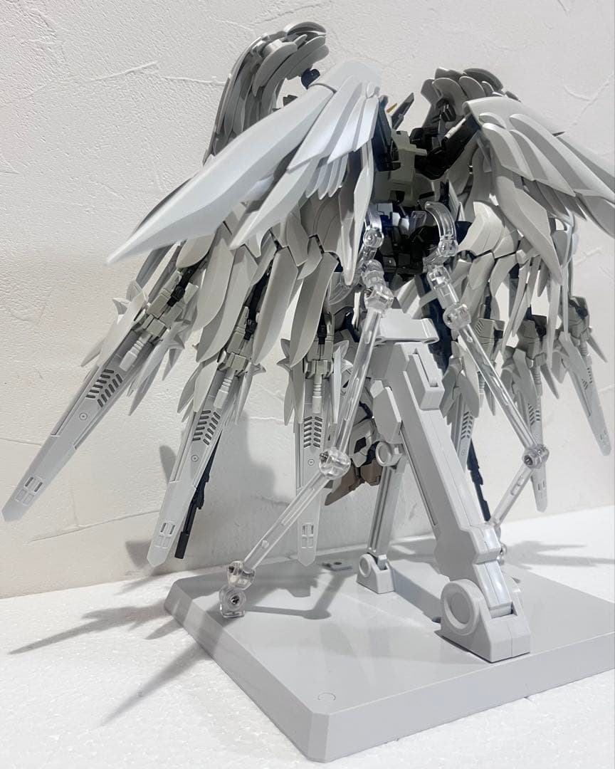 1/100 ウィングガンダムゼロ スノーホワイトプレリュード 組立済 完成品