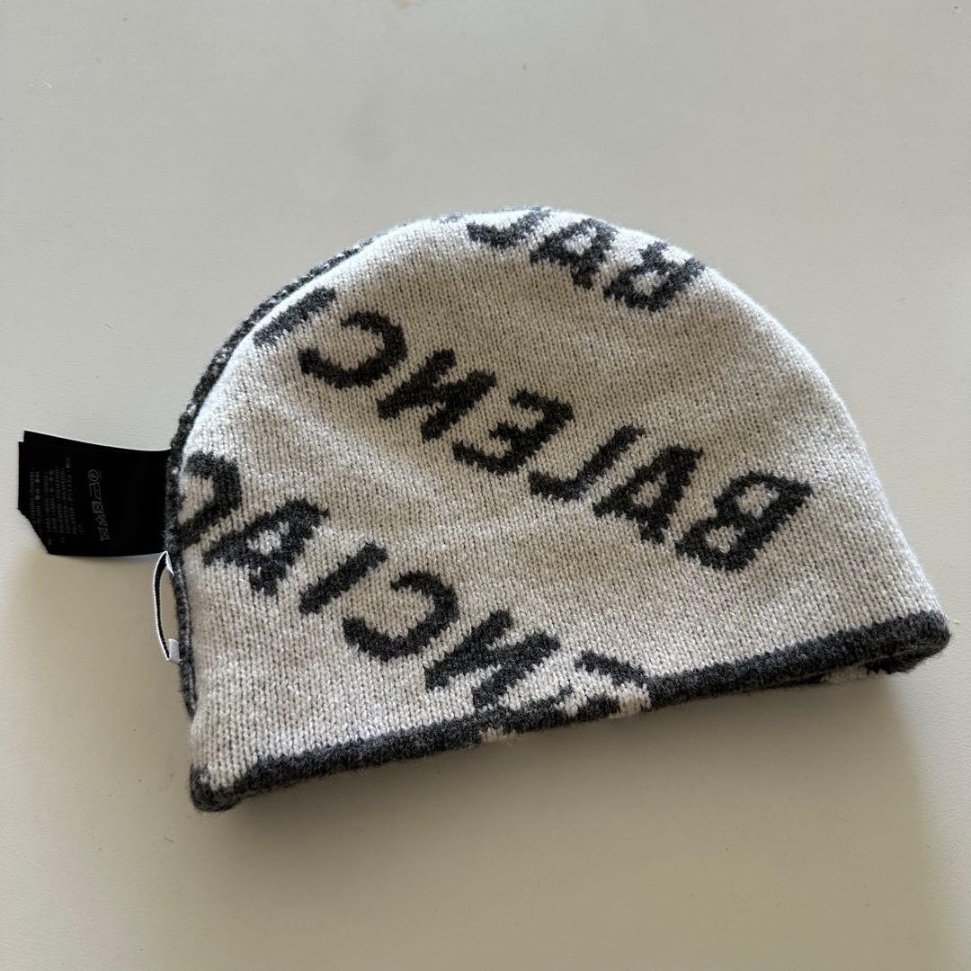 【新品未使用】バレンシアガ　ニット帽/ビーニー