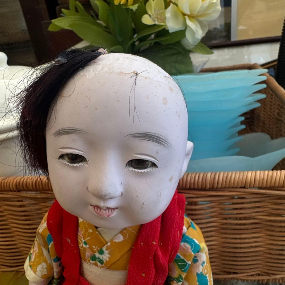 曰く　市松人形 和風模様 赤いベスト