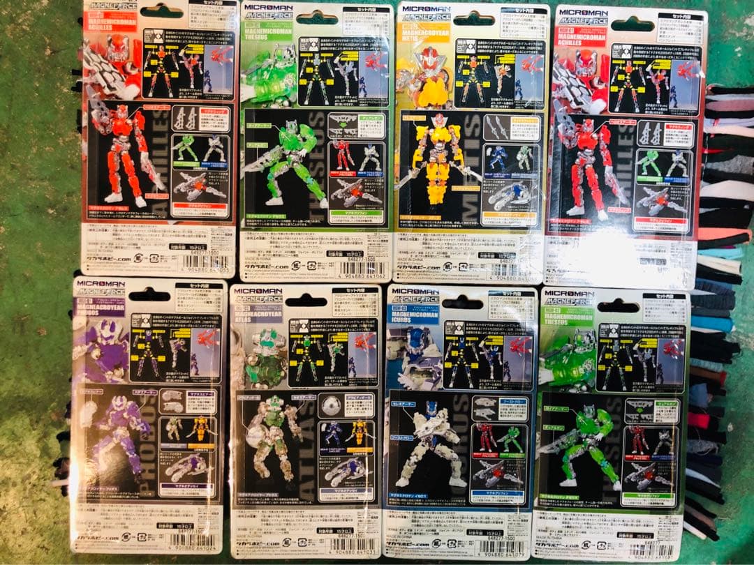 ミクロマン　マグネフォース マグネミクロマン　8体セット