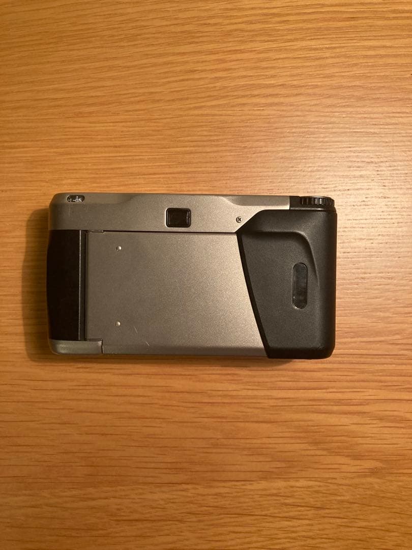 CONTAX T2 35mm コンパクトカメラ (Carl Zeiss)