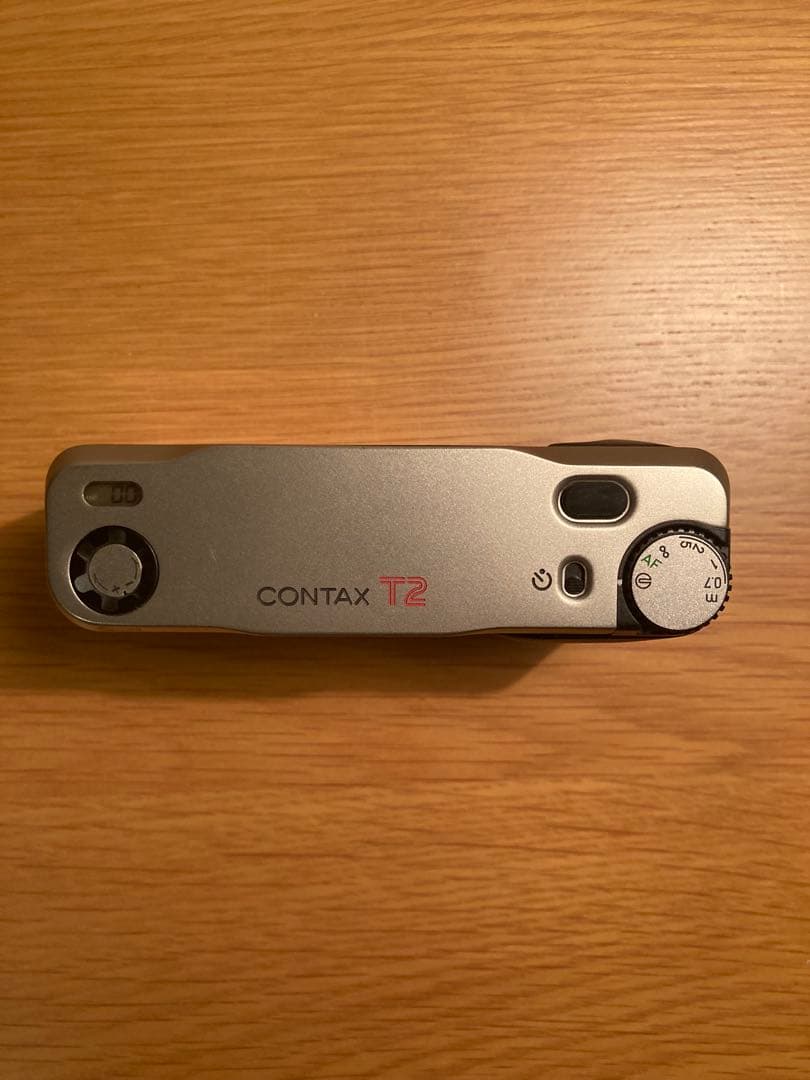 CONTAX T2 35mm コンパクトカメラ (Carl Zeiss)