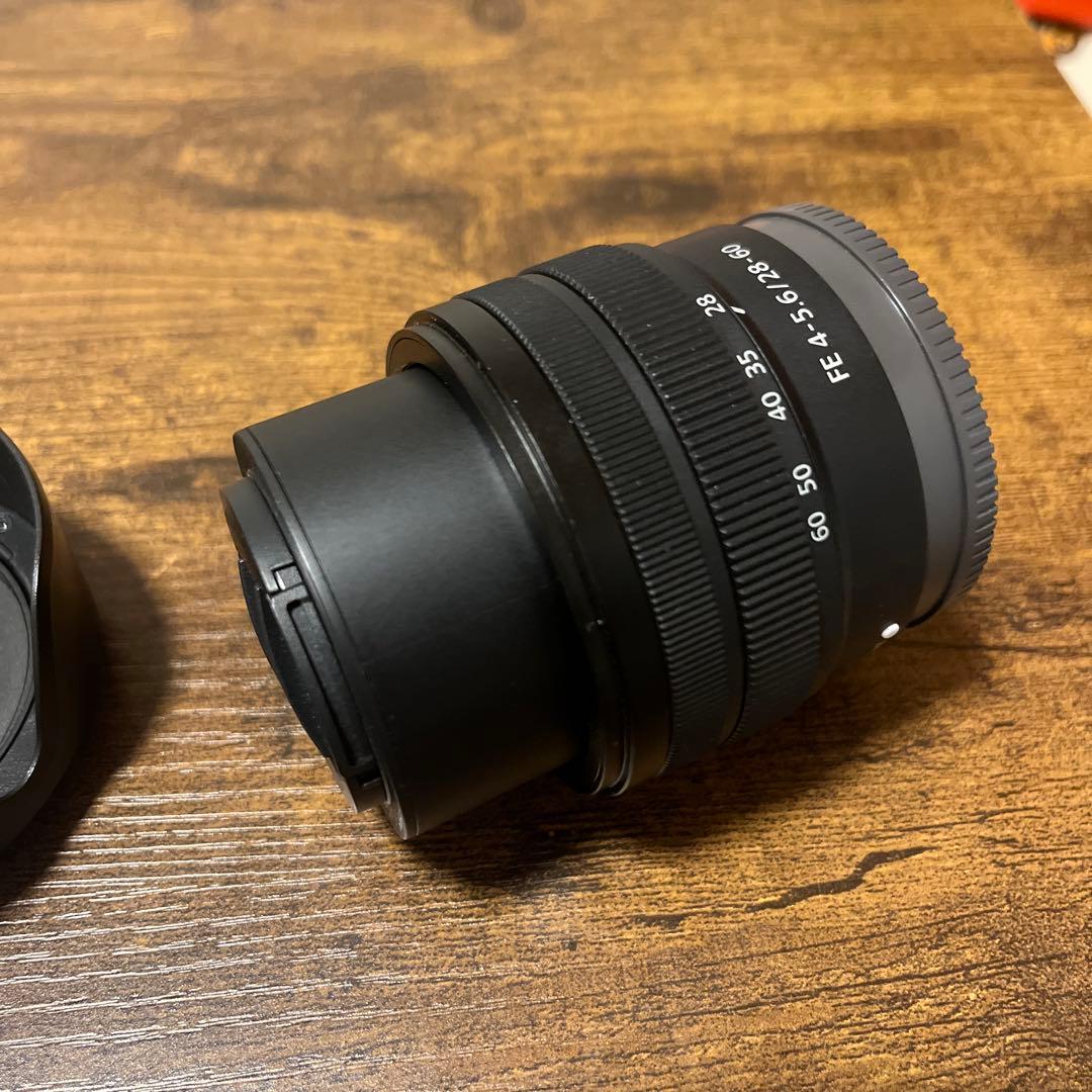 SONY FE 28-60mm f/4.5-6.3 ズームレンズ