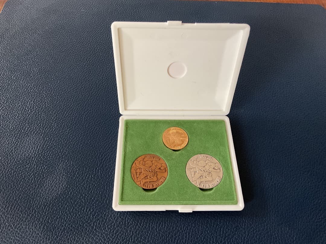 オリンピック記念メダルセット　1964年　東京　金銀銅　希少