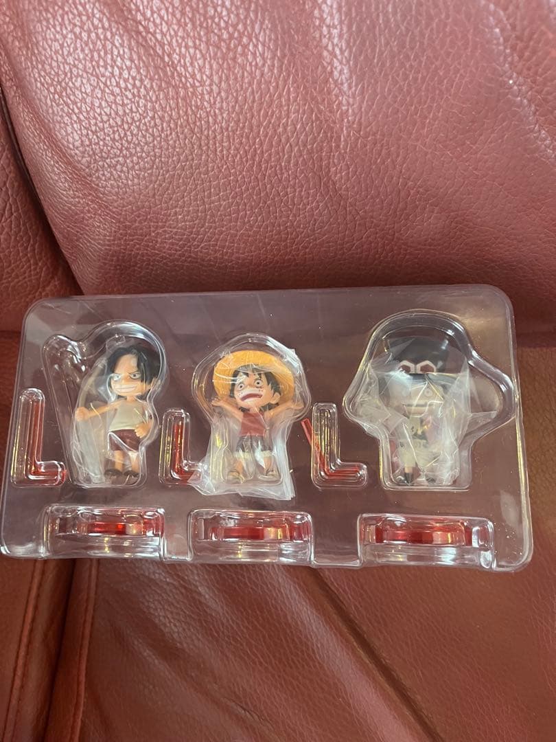 ワーコレ　東京タワーLIMITED 3種 子供時代（ルフィ・エース・サボ）