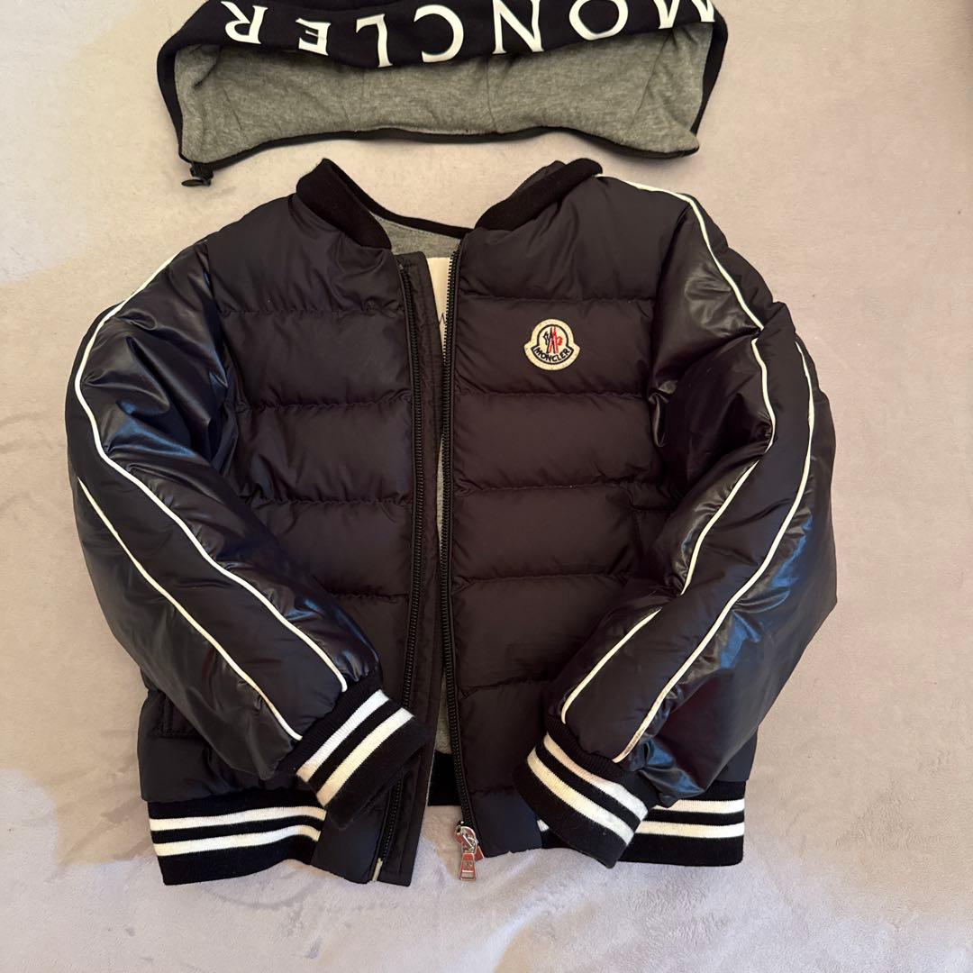 MONCLER フード付きダウンジャケット
