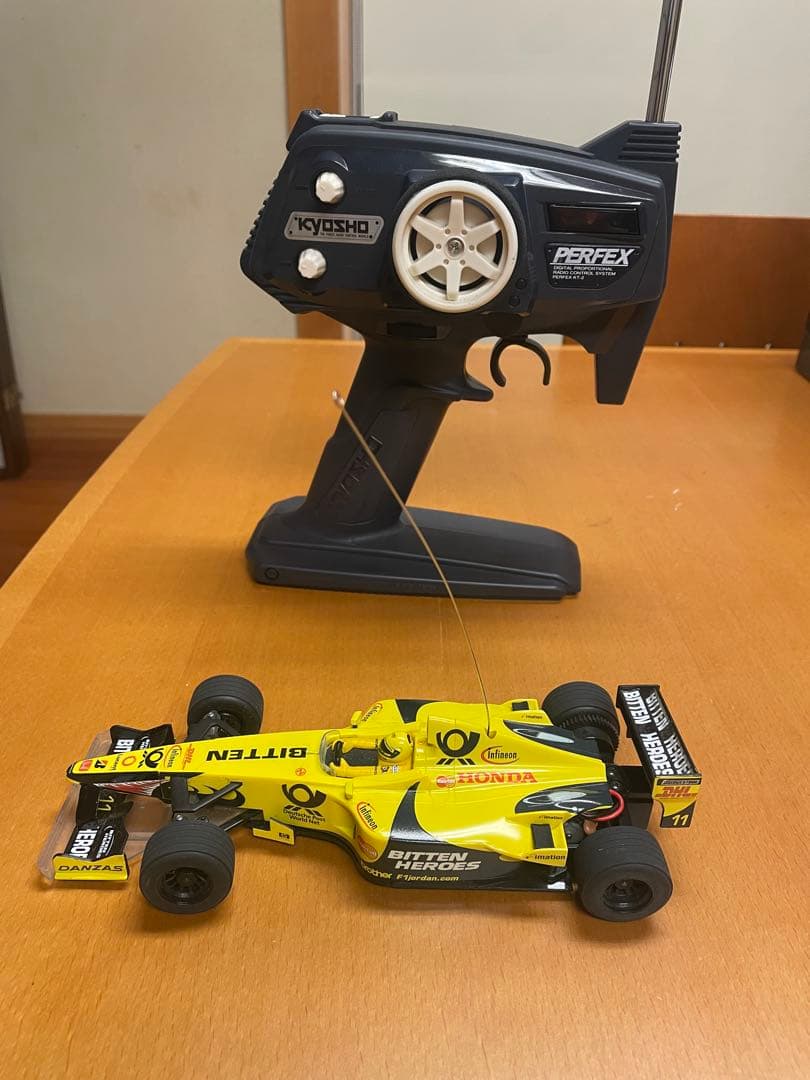 京商　ミニッツF1 2台セット