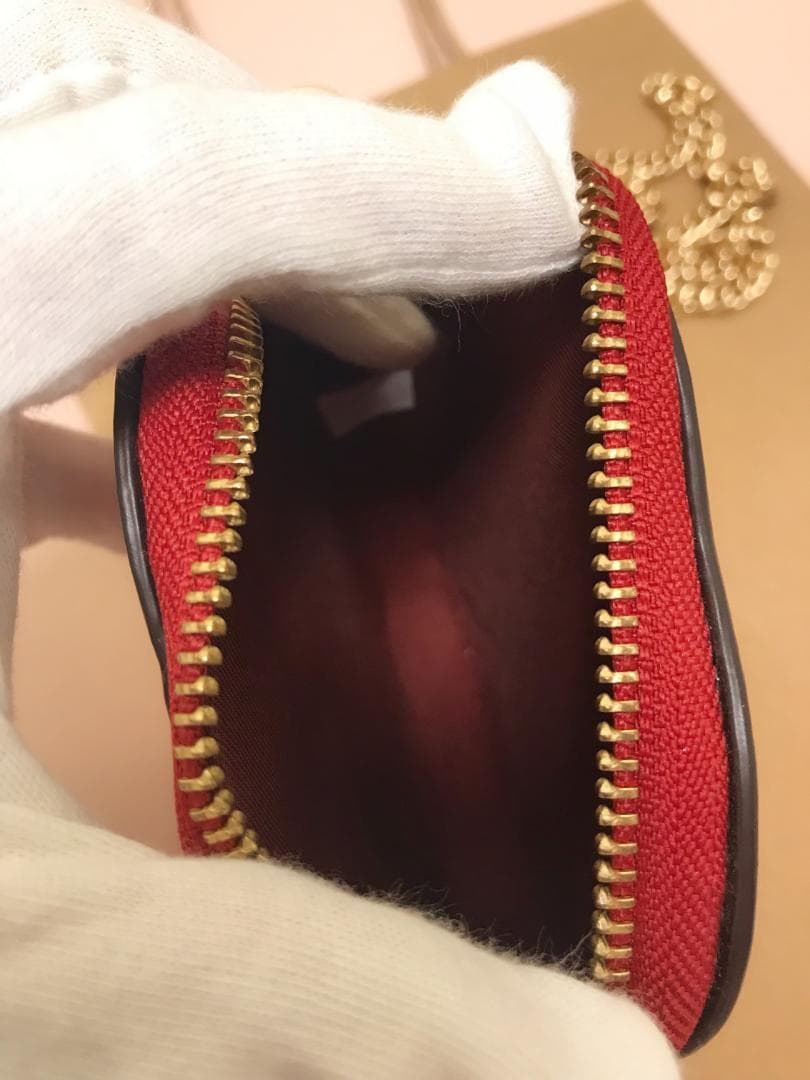 umin☆ 新品coach ストロベリー  ケース