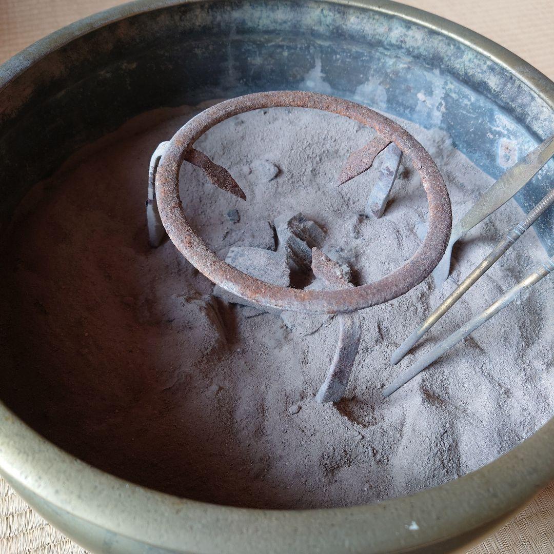 金属真鍮製 火鉢 山水画の装飾