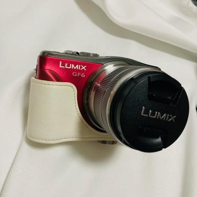 Panasonic LUMIX DMC-GF6W ダブルレンズキット レッド