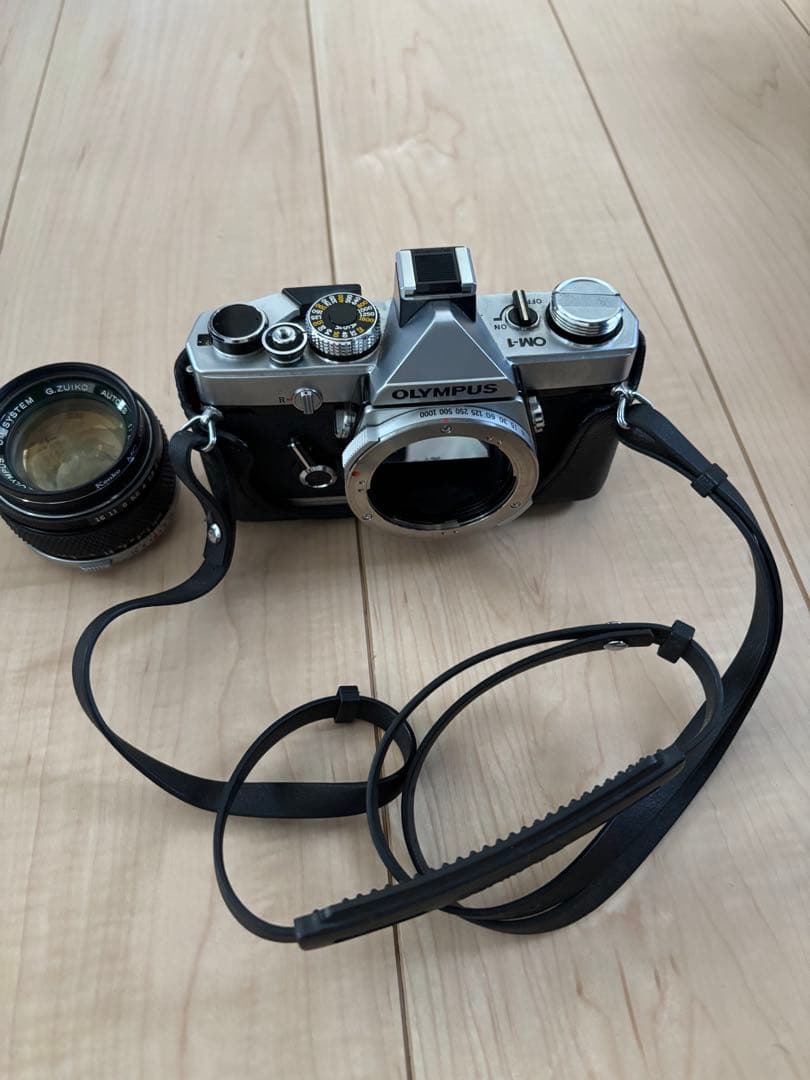 OLYMPUS OM-1 一眼レフカメラ　ジャンク品
