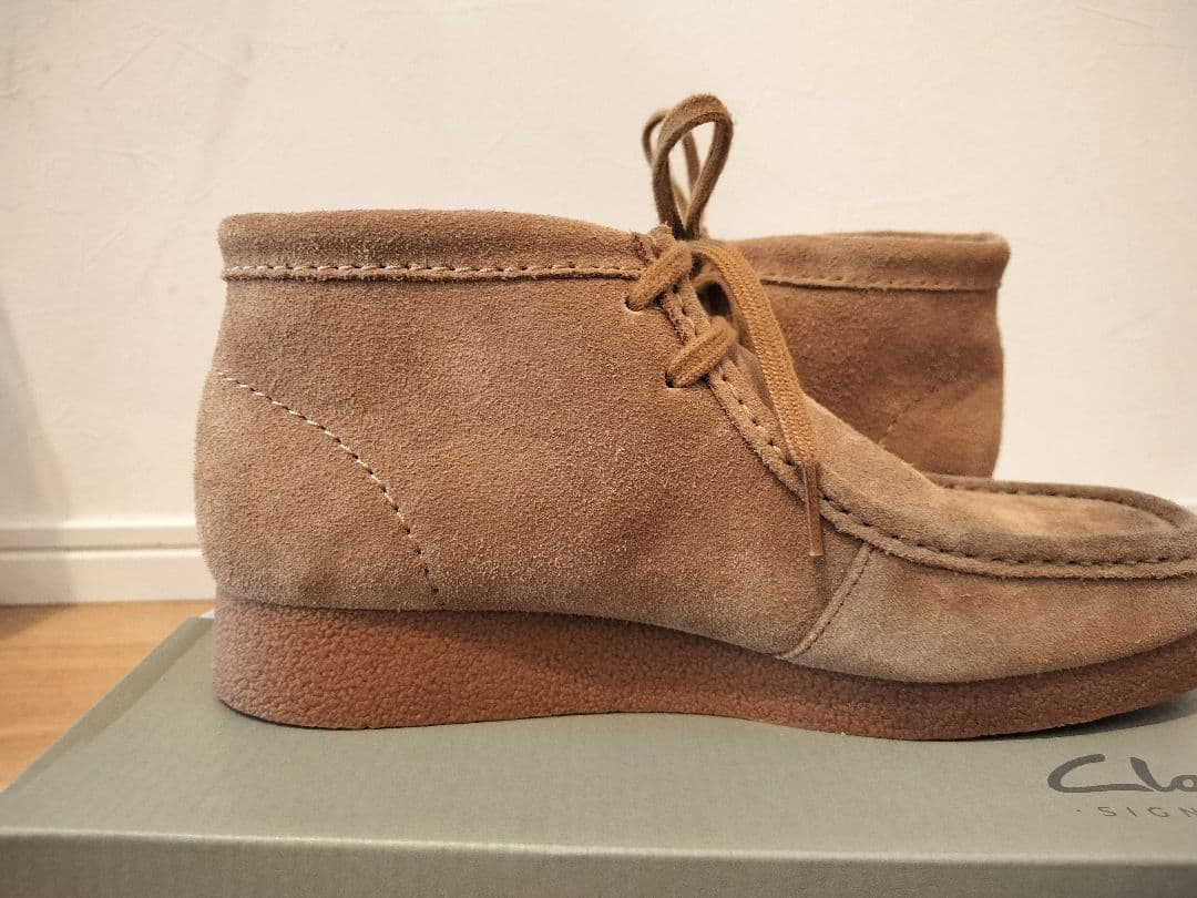 靴 Clarks WallabeeEVO Bt