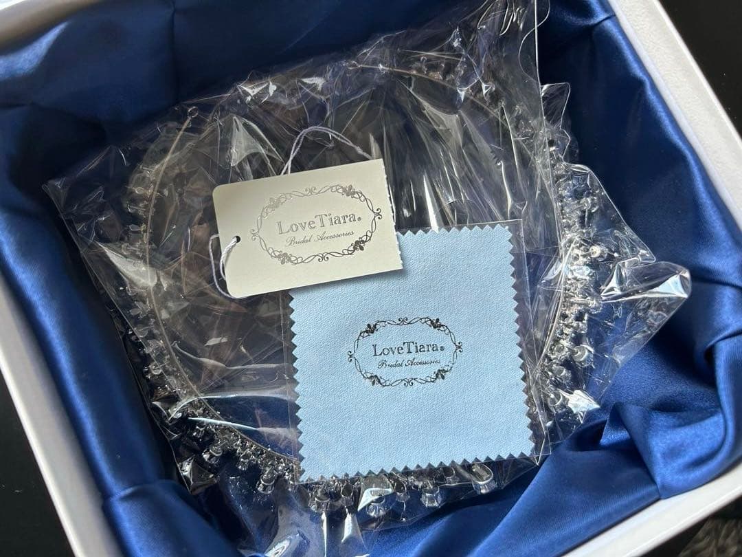 ラブティアラ　サラジルコニアティアラ