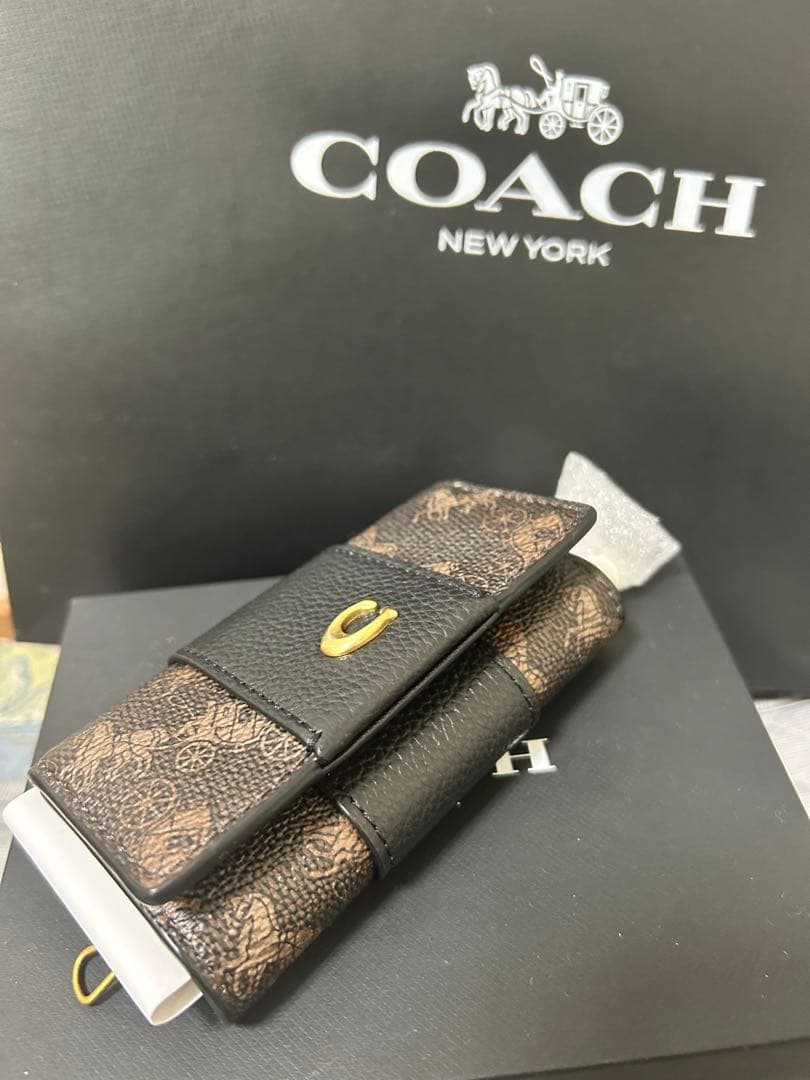 「美品」COACH レザーキーケース ブラック/ブラウン 大幅値下げ中！