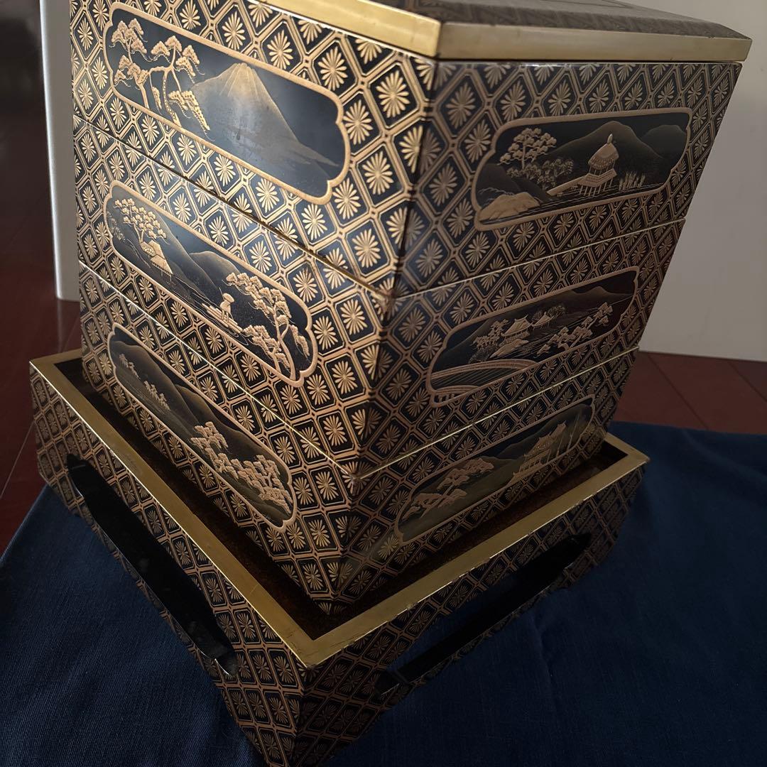 漆塗り重箱 蒔絵3段　輪島塗　骨董　アンティーク　お正月　おせち