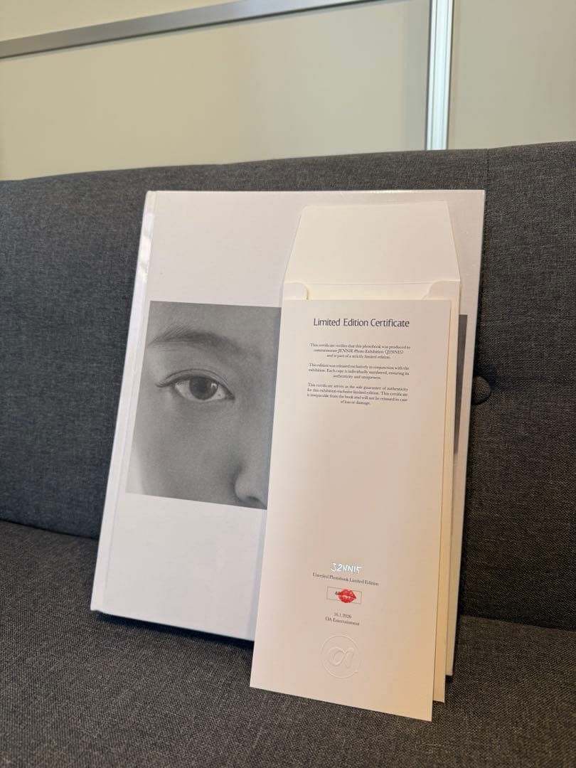 JENNIE 写真展 <J2NNI5> POPUP Photobook 保証書付