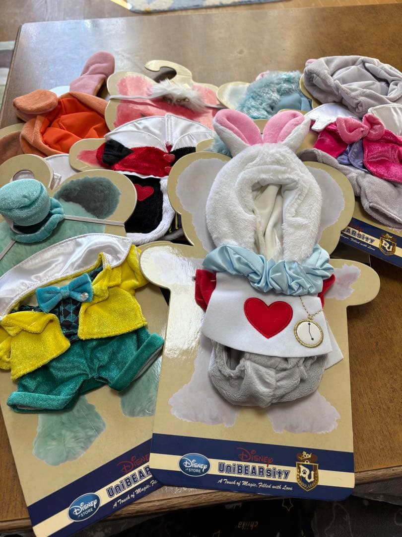 ディズニーストア ユニベアシティ 不思議の国のアリス コスチューム 29点