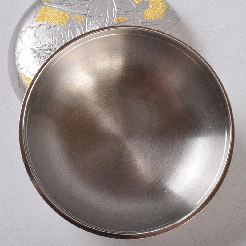 茶道具　帖佐美行作　銅地金銀鍍金　彫金香合　春蘭想　共箱　C　8579