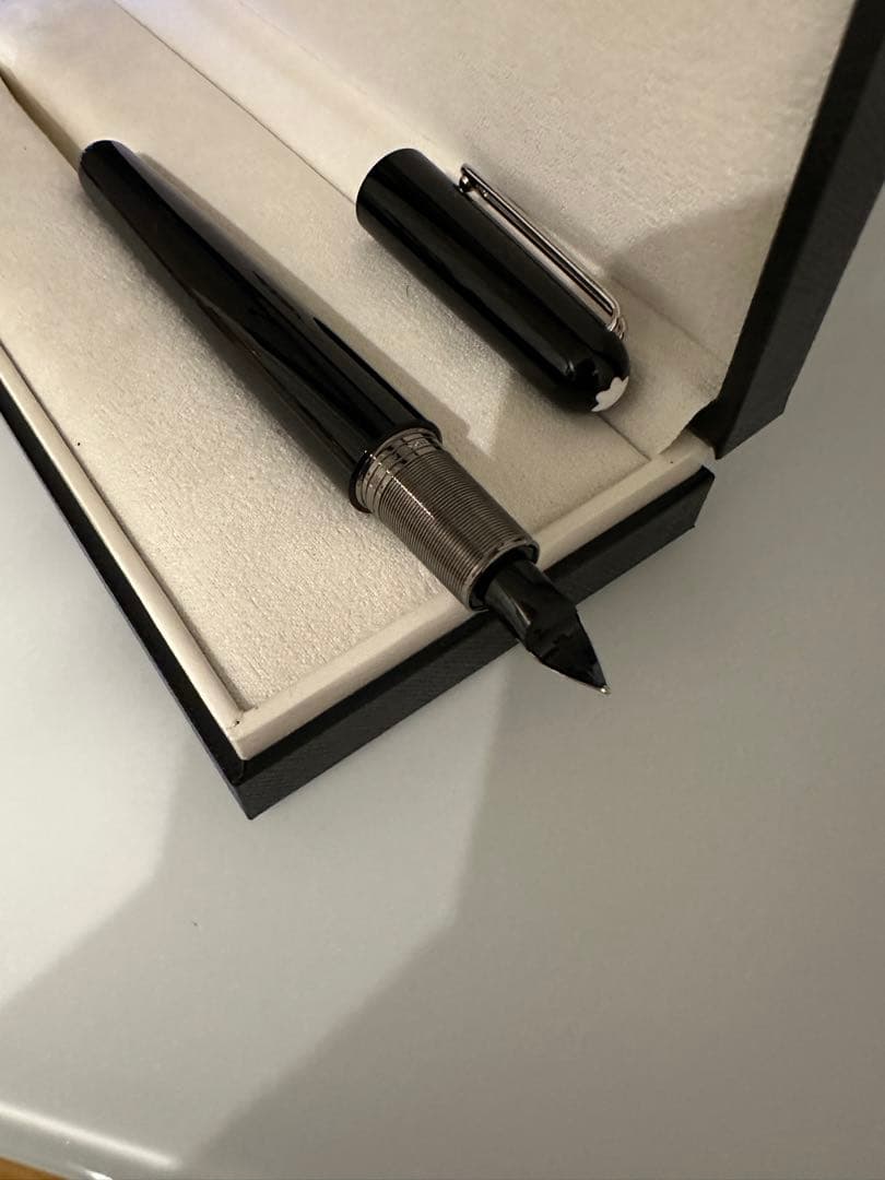 MONTBLANC M マーク・ニューソン 字幅F