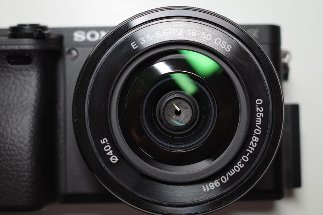 SONY α6400 ILCE-6400 パワーズームレンズキット　おまけ付き