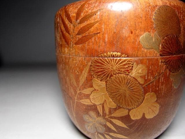 ＜土日限定価格＞駒沢利斎 桐木地 中棗 裏千家十四代 淡々斎花押　　　m129