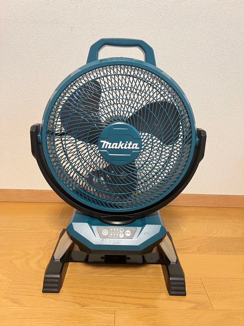 Makita マキタ 充電式産業扇 cf301d サーキュレータ 扇風機 18V