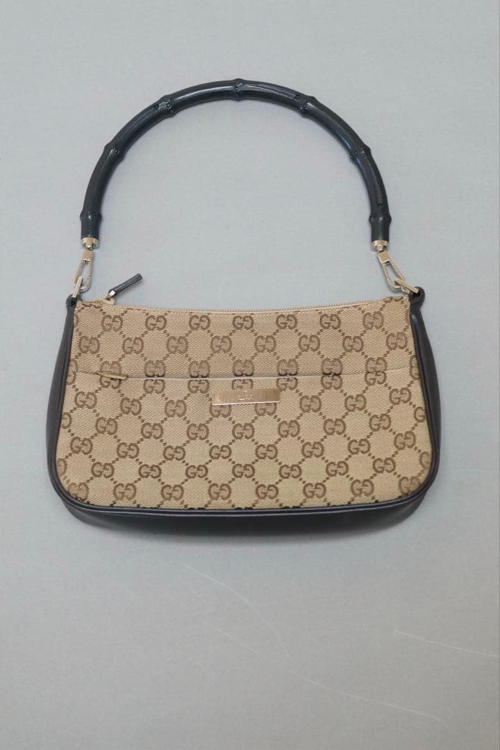 ぴ*き様 グッチ バンブーハンドル GGキャンバス バッグ