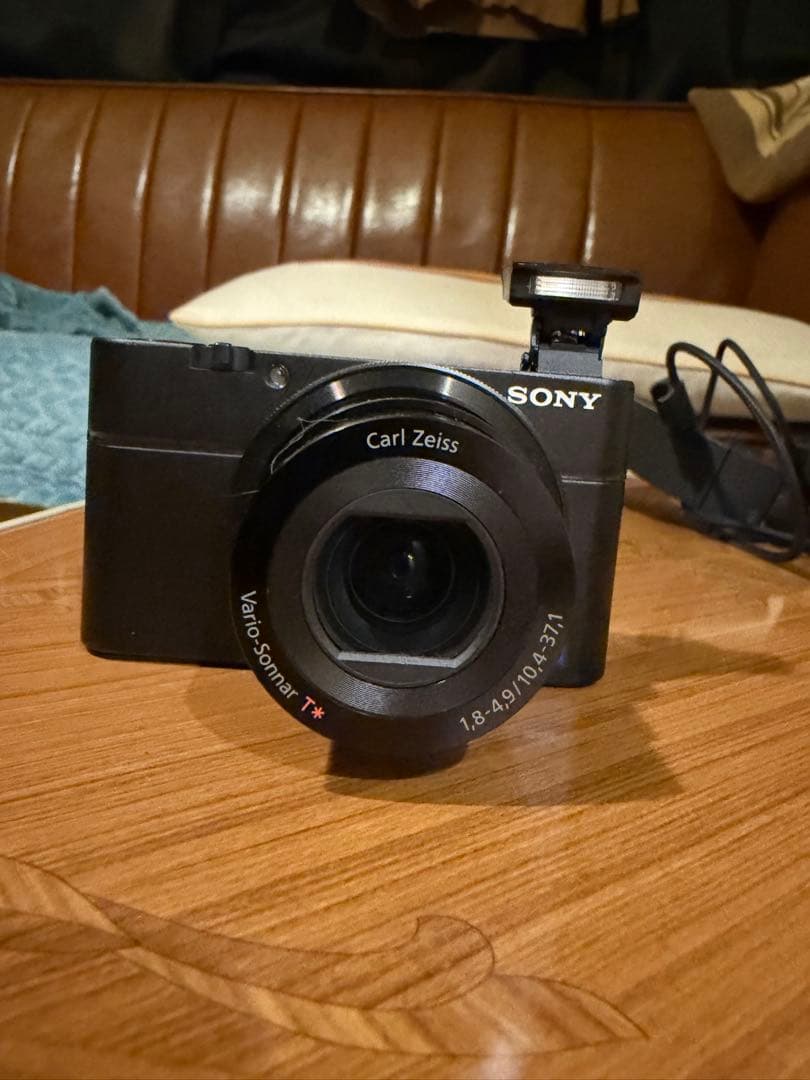 SONY DSC-RX100コンパクトデジタルカメラ