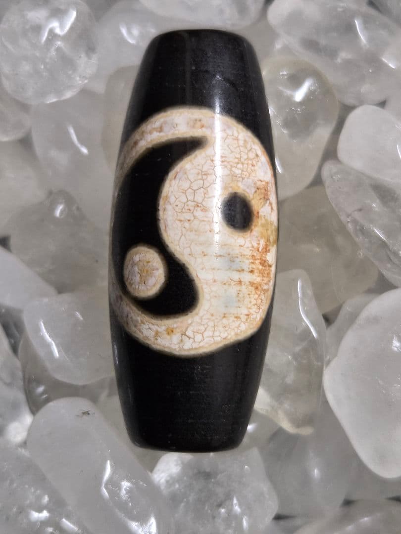 924　天珠　 観音天珠　金色仏像　 陰陽　太極　dzibeads！