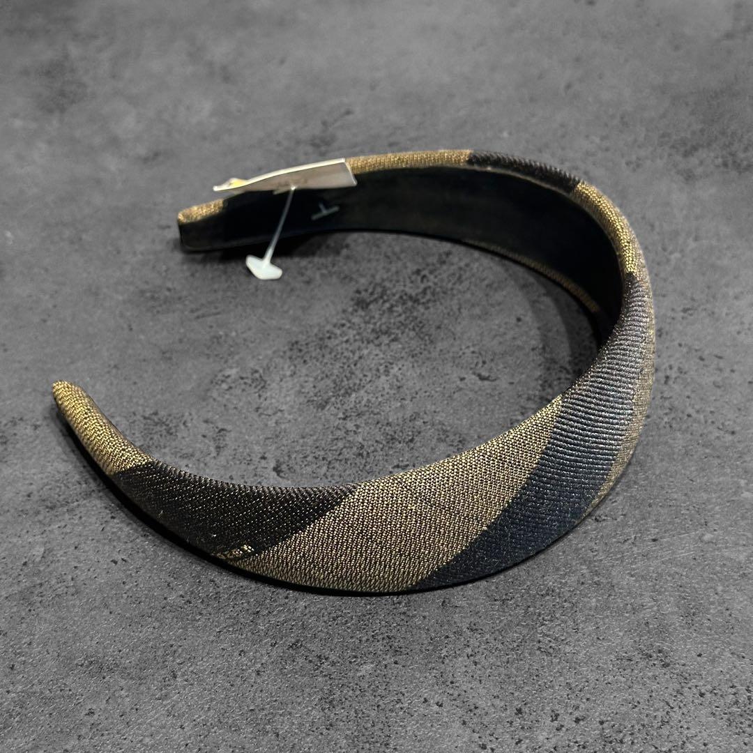 【未使用　タグ付】FENDI ペカン柄　カチューシャ　ヘアバンド