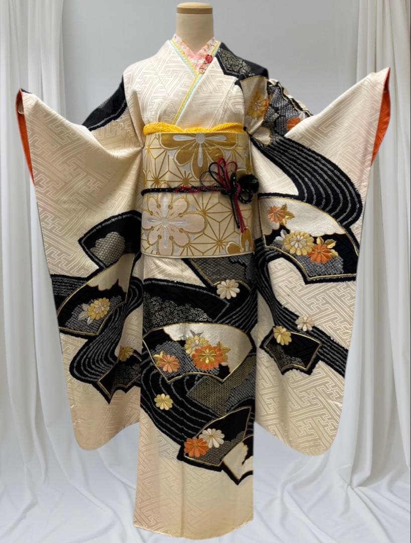 （8060）⌘（正絹）白黒︎✿絞り振袖フルセット ⌘
