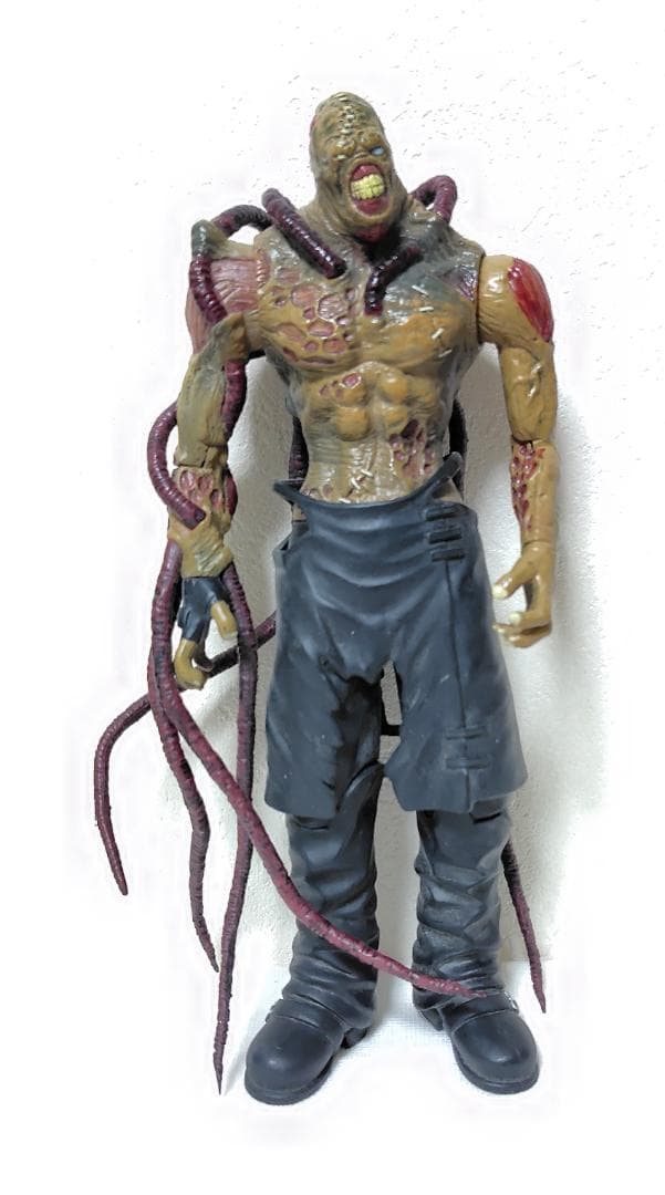 バイオハザード　２６ｃｍ塩ビ製フィギュア　ネメシス Type-2