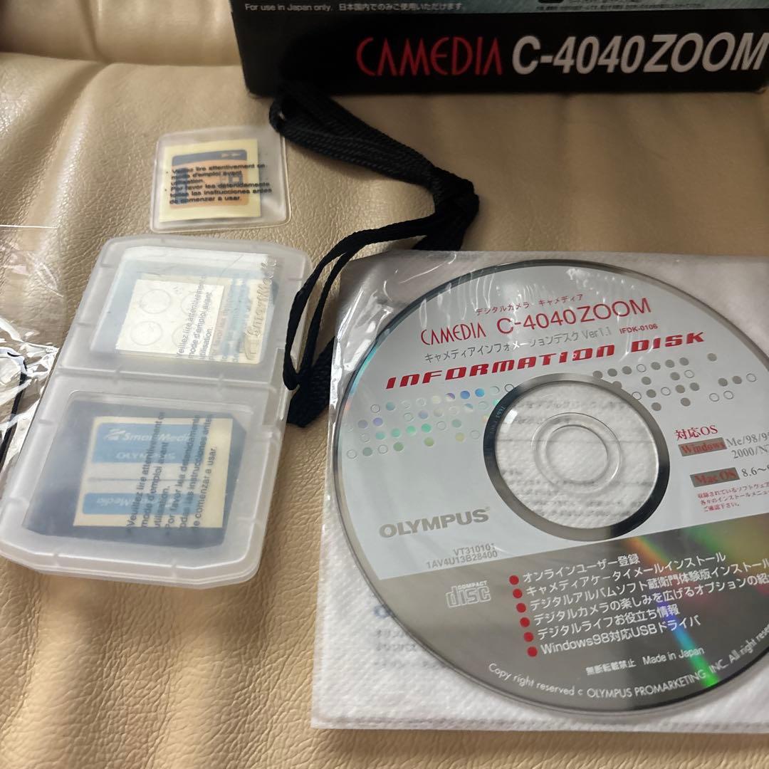 デジタルカメラ camedia C-4040ZOOM olympus