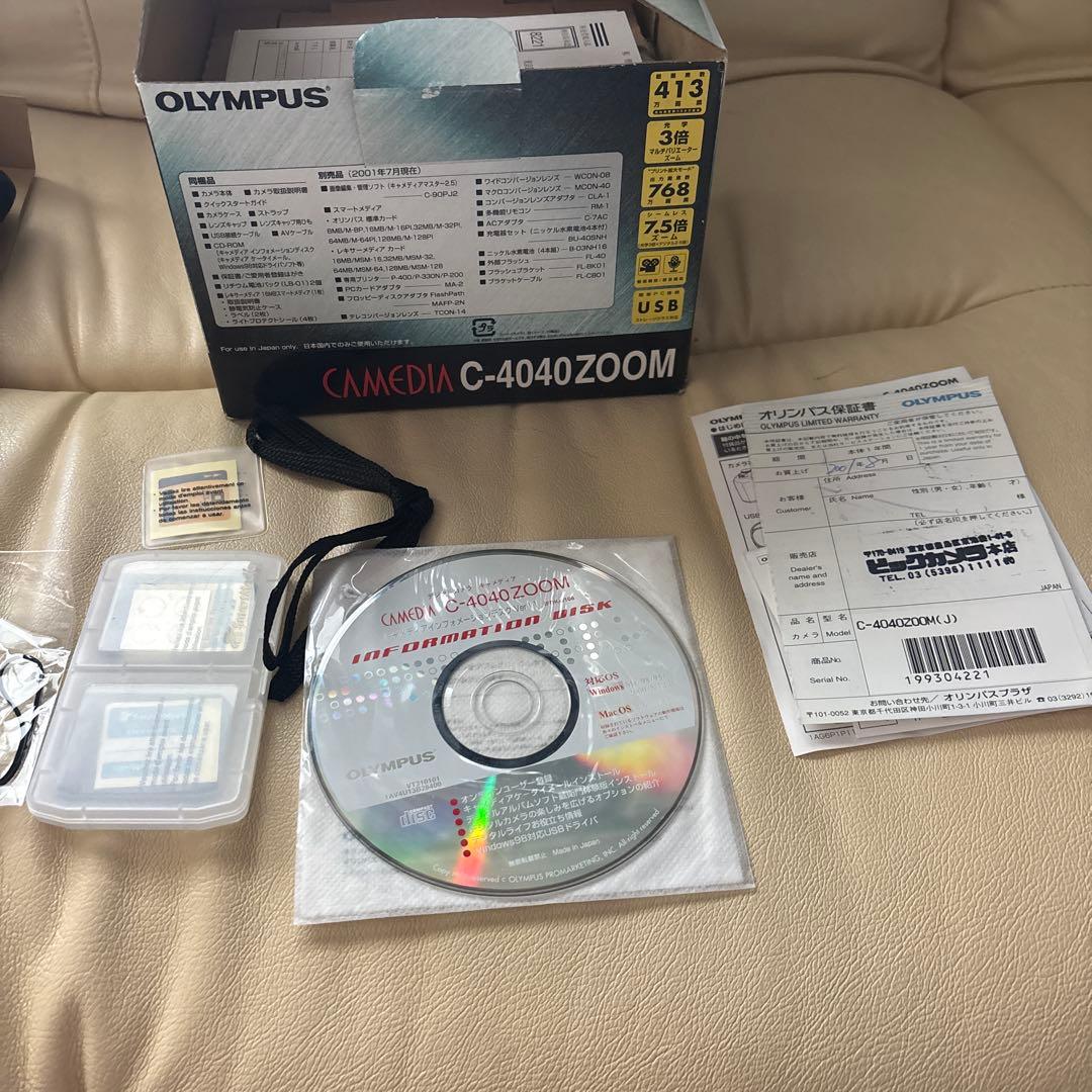 デジタルカメラ camedia C-4040ZOOM olympus