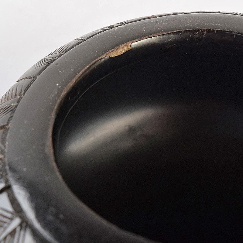 中国　堆朱　堆黒 　花文　蓋物　仕覆付　V　R8261