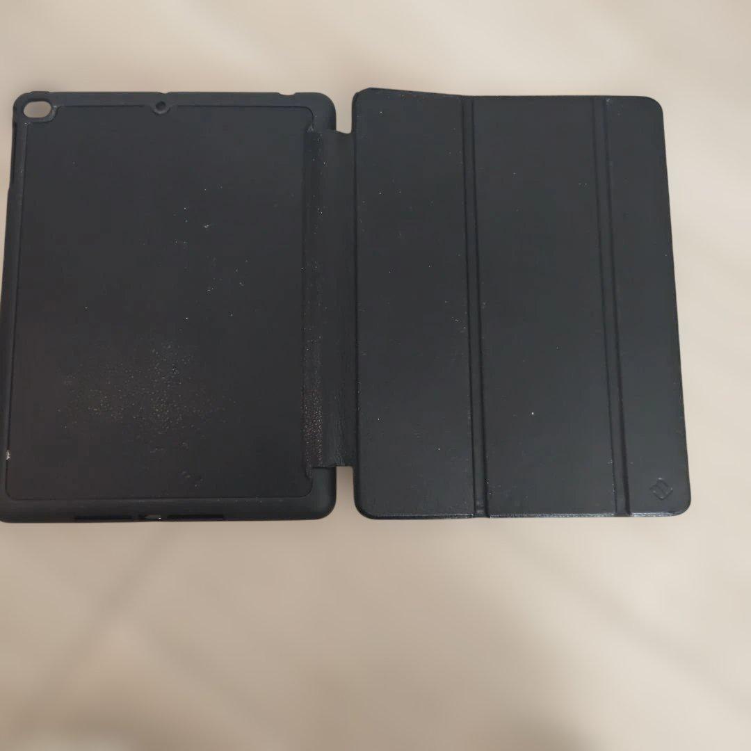 本体ipad第6世代＋ipadmini2＋USBケーブル＋ipad第6世代カバー