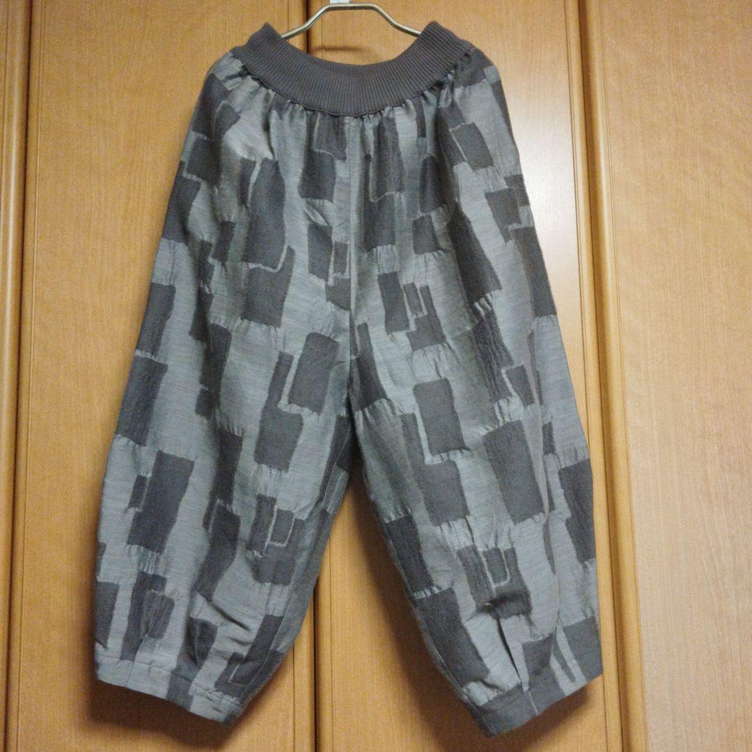 FUGAFUGA 抽象パターン ガウチョパンツ グレー 新品