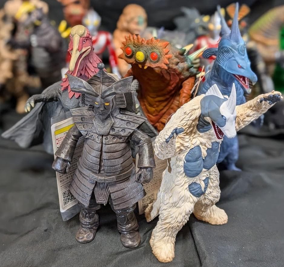 帰ってきたウルトラマン＆登場怪獣・宇宙人（バンダイ）ソフビ21体セット＋２