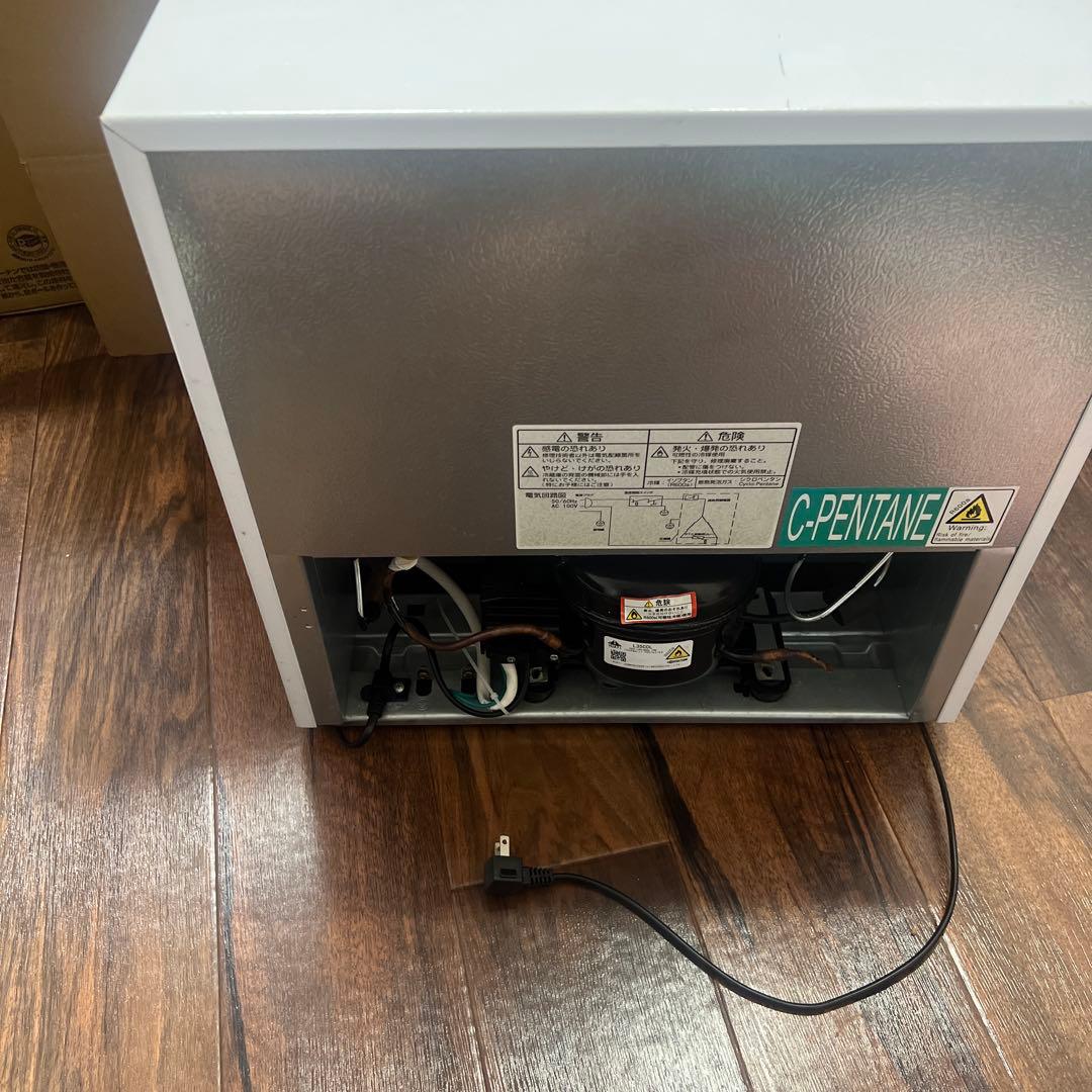 小型冷凍庫　MAXZEN JF032ML01ＷＨ　32L 2021年製