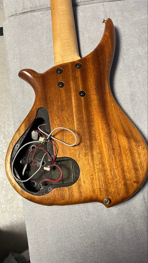 K*s様 【値下げ中】エレキベース tune TWB-5 訳あり