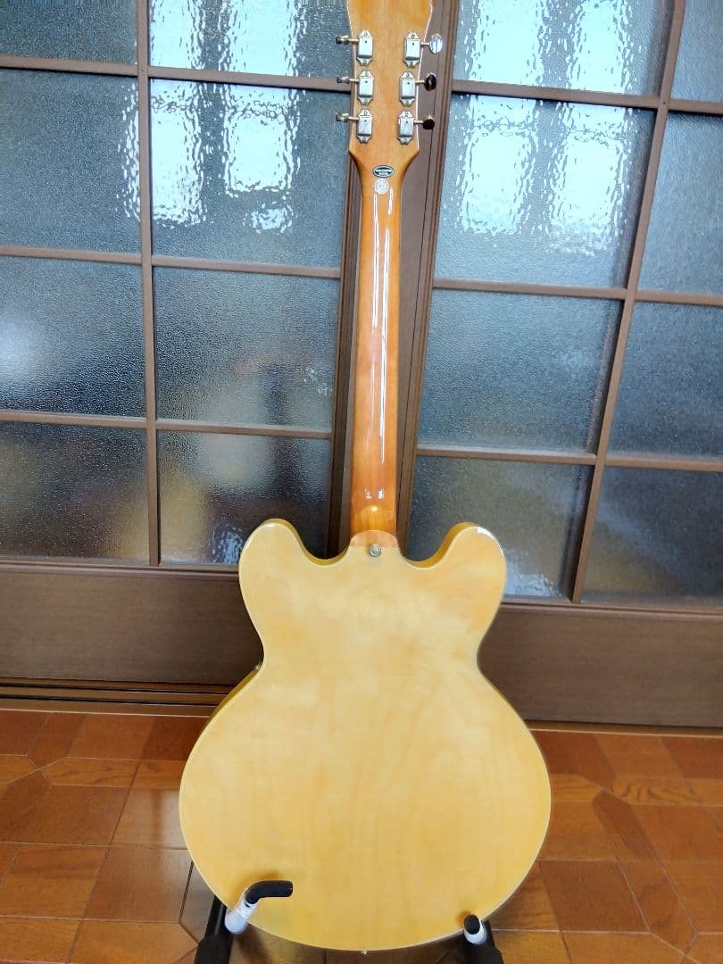 Epiphone Casino Natural （ハードケース付）