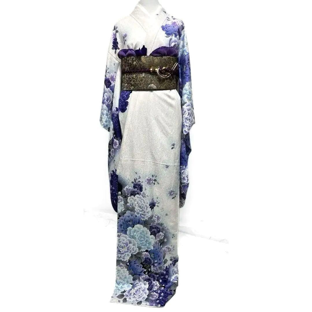 銀通し 銀彩　白地　牡丹　花模様　振袖　成人式 晴れの日 着物 021a p