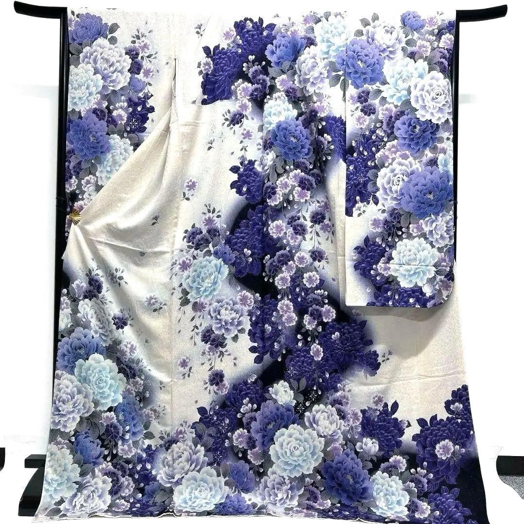 銀通し 銀彩　白地　牡丹　花模様　振袖　成人式 晴れの日 着物 021a p